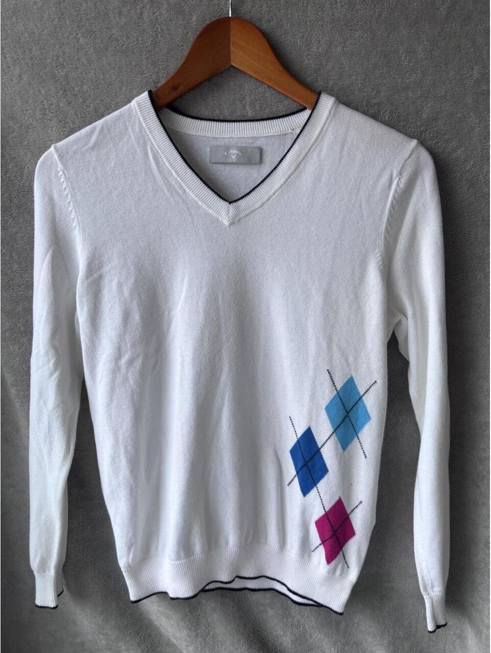Callaway Golf white argyle sweater. Women's small. Excellent condition.